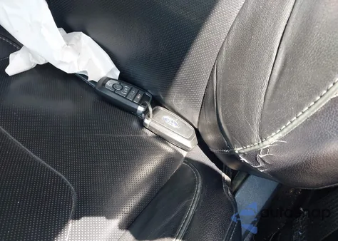 2017 Ford Fusion Hybrid Titanium from USA, damaged, VIN 3FA6P0RU4HR121837